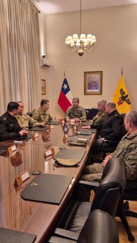 La visita reforzó la colaboración mutua