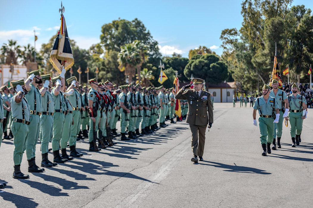El JEME pasa revista a la formación 