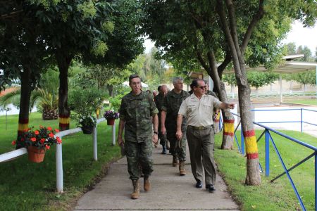 El JEME visita las unidades de Logroño