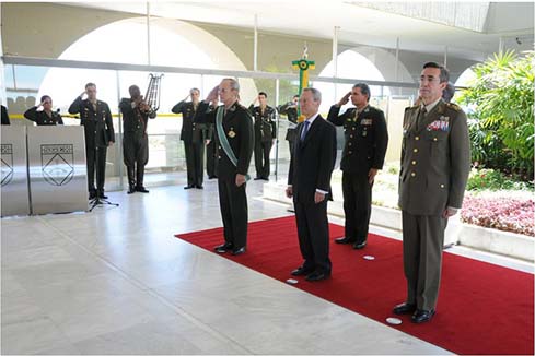 Visita institucional del JEME general de ejército Jaime Domínguez Buj a los Ejércitos de Brasil, Perú y Chile