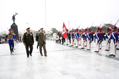 Visita institucional del JEME general de ejército Jaime Domínguez Buj a los Ejércitos de Brasil, Perú y Chile