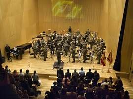 La Unidad de Música intrerpreta el Himno Nacional