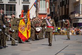 General pasando revista a la fuerza.