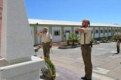 Entrega  de la Corona en recuerdo del Cabo Cabello