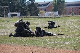Atención de un herido durante un asalto