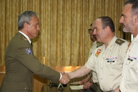 ENTREGA DEL CERTIFICADO AL NUMERO UNO