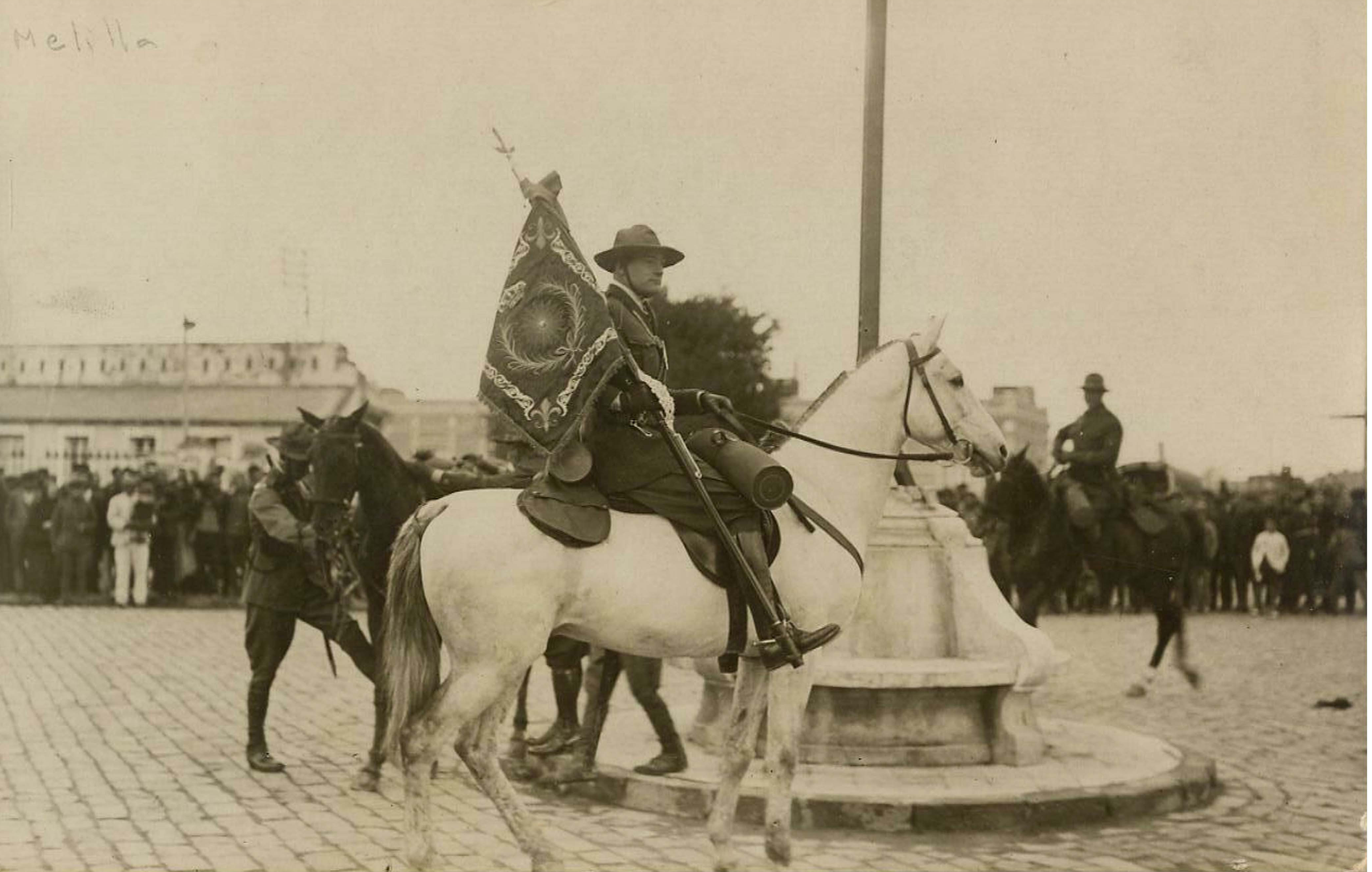 Entrega estandarte Melilla