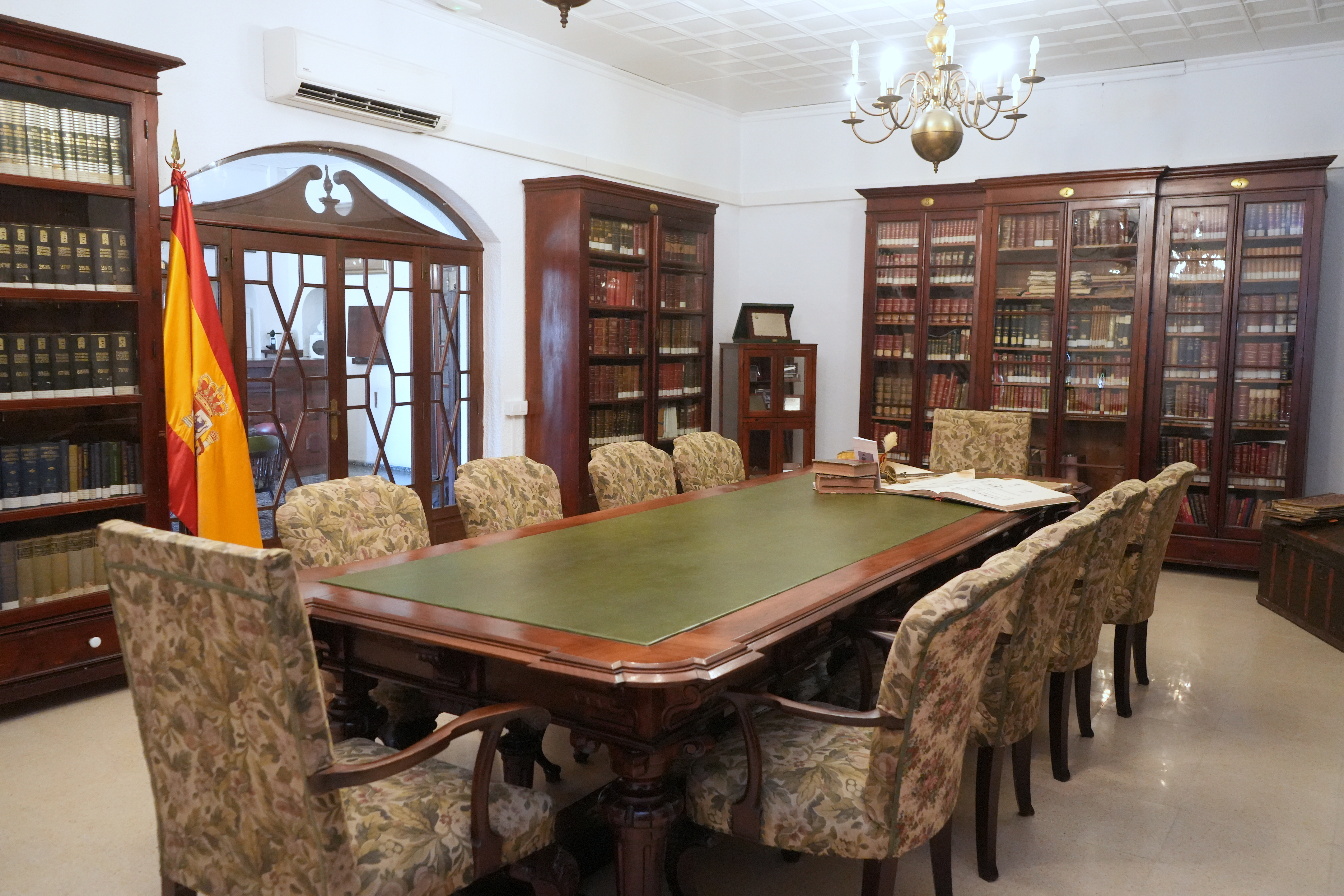 Sala de Juntas. Sala 9