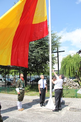 Ceremonia de izado de Bandera.