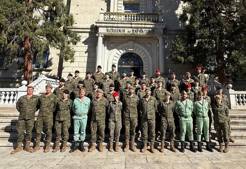Foto de grupo de todos los participantes