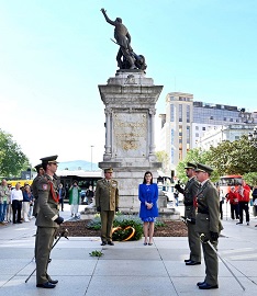 Ofrenda floral en Santander
