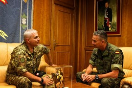 Hermanamiento con Brigada italiana Pinerolo