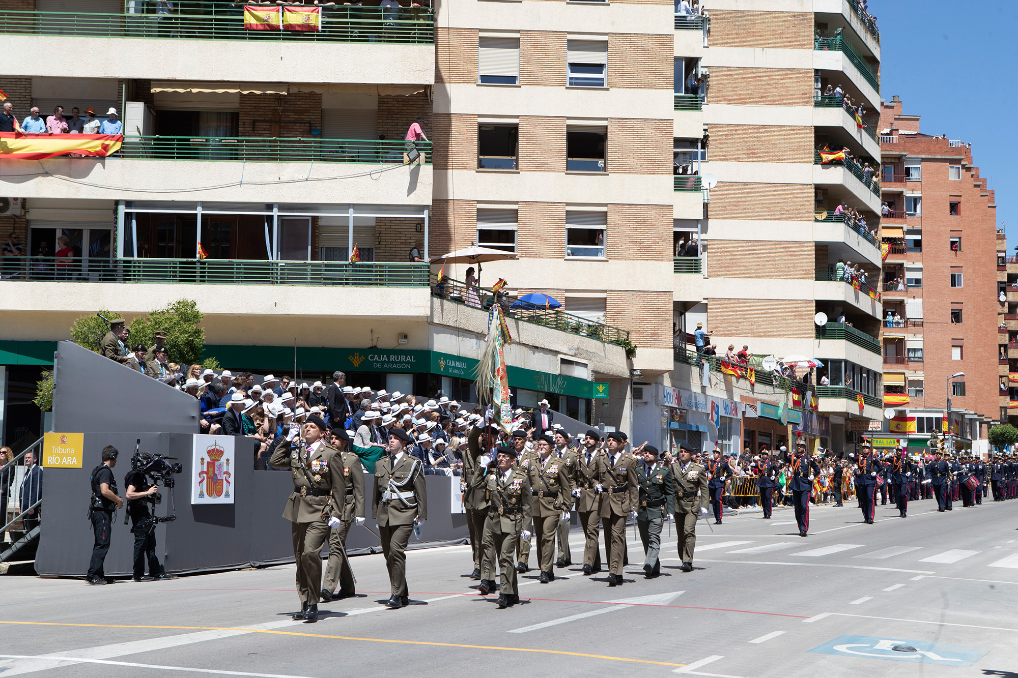 Desfile de unidades a pie 1