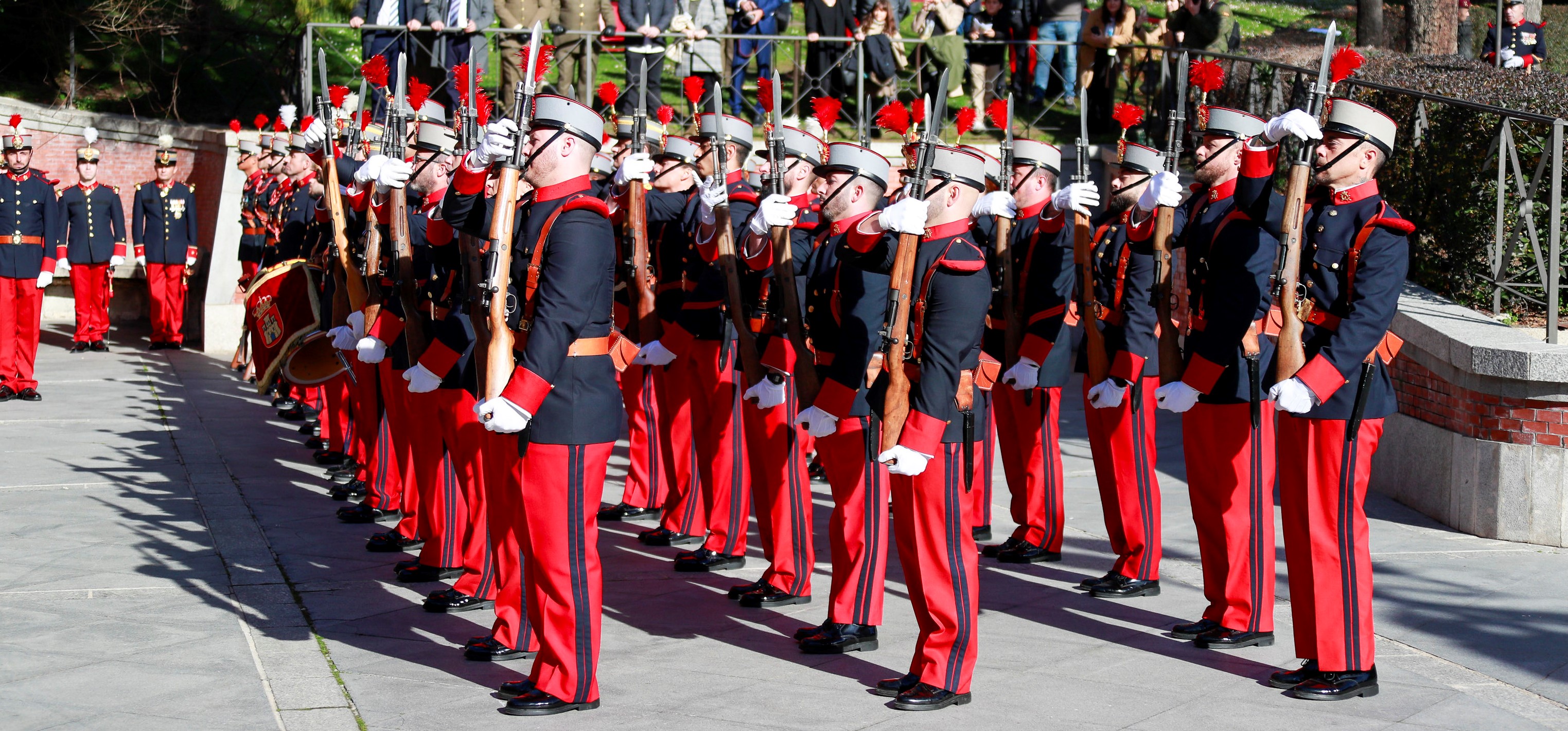 Relevo de la Guardia Palacio de Buenavista