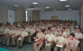 Los alumnos en el acto de clausura