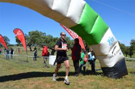 El capitán Vázquez al llegar a la meta 