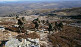 Ascensión para colocar el belén