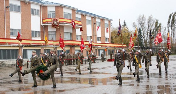 Desfile de la formación en el acto (Foto:BRIL V)