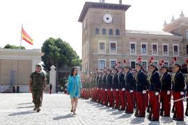La ministra y el JEME en la AGM