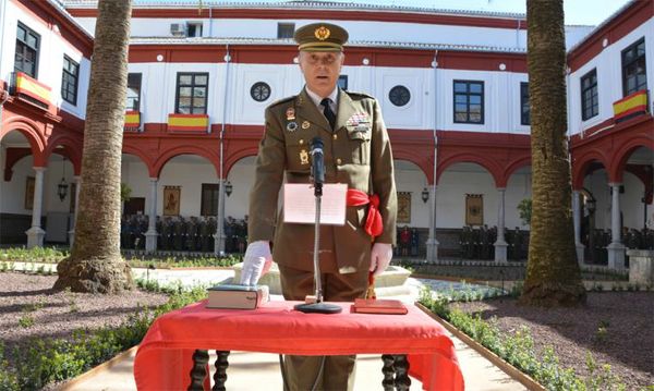 El teniente general De Gregorio jura el cargo 