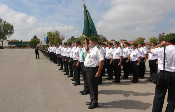 Los veteranos boinas verdes en formación