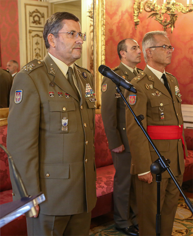 El teniente general Alejandro Escámez toma posesión como 2º JEME