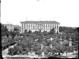 El Palacio como Ministerio de la Guerra