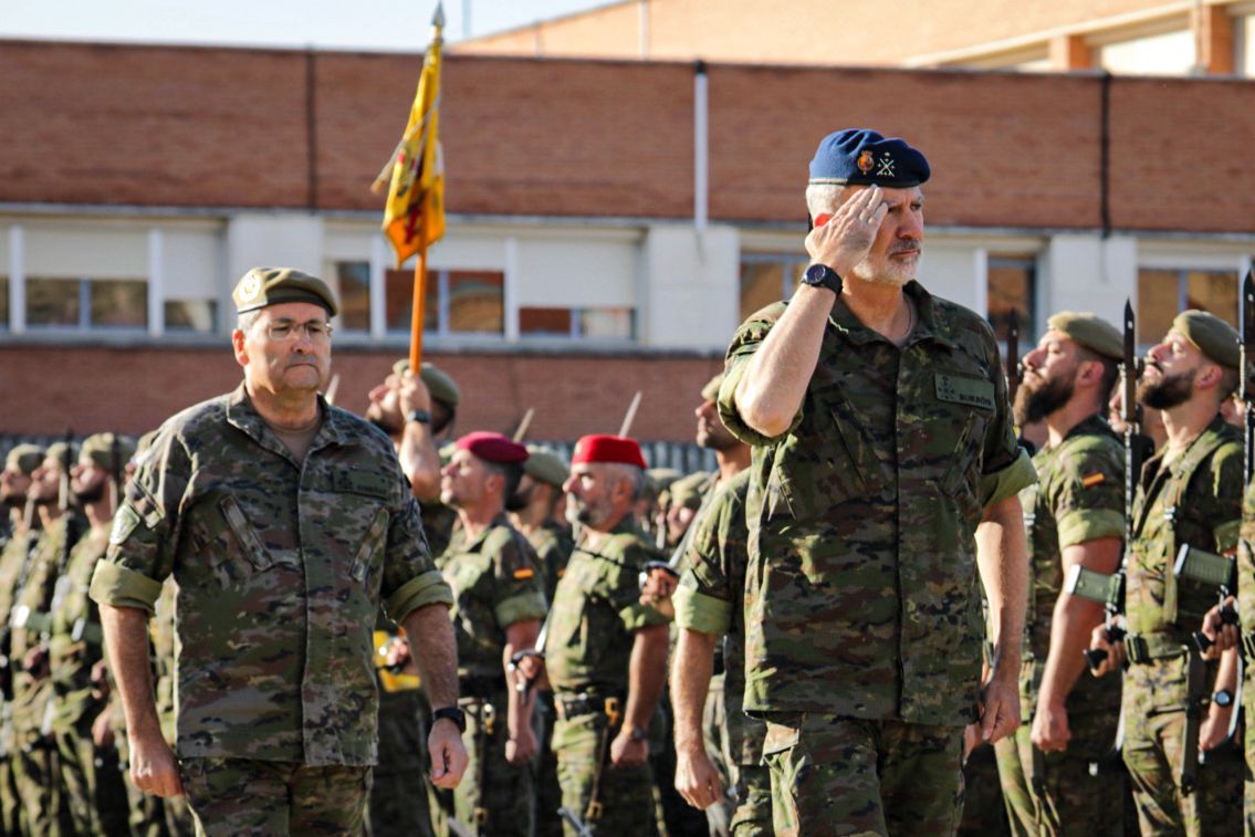 El JEME acompaña a Su Majestad el Rey y a la Ministra de Defensa a una visita oficial a la Academia de Logística en Calatayud (Zaragoza).