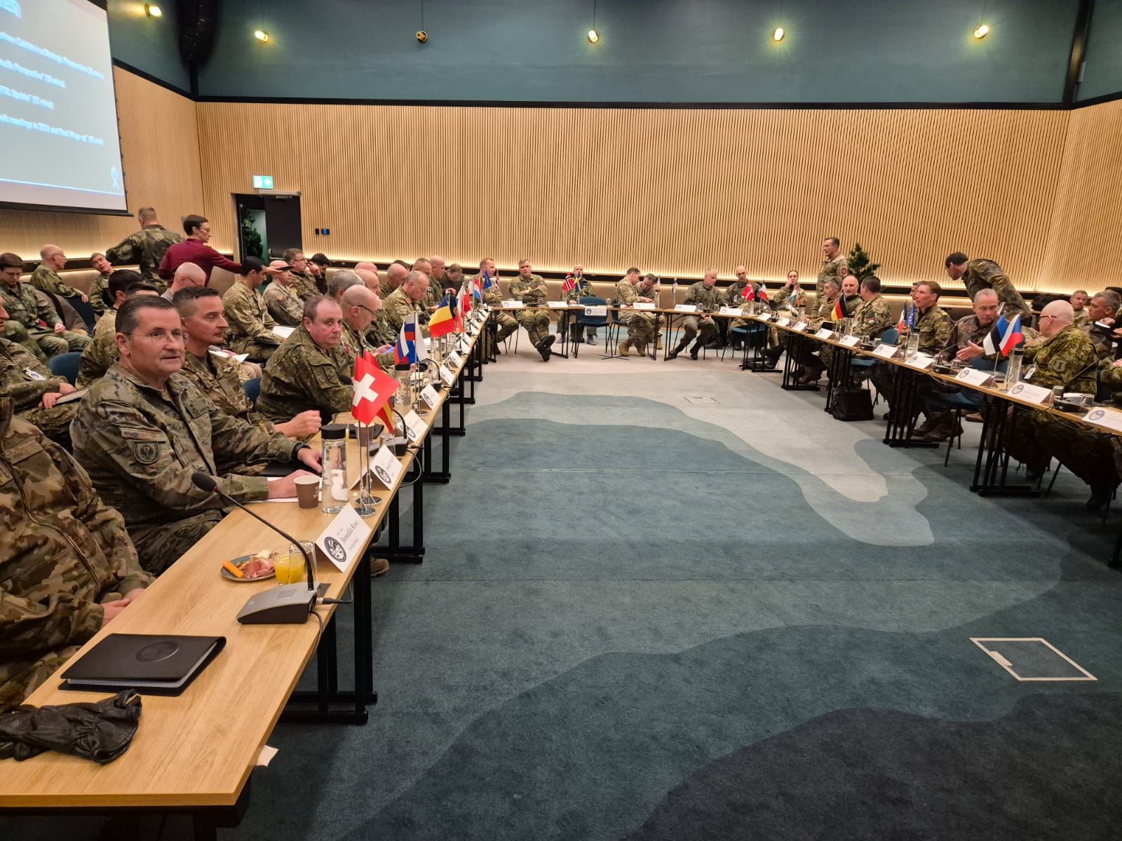 -forum-commanders-european-land-forces