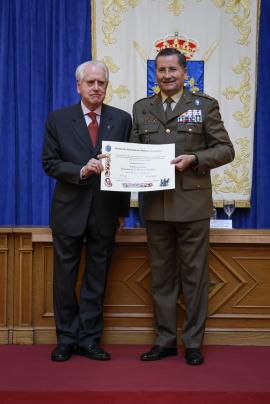 El JEME, general de ejército Amador Enseñat y Berea nombrado “Asociado de Honor” de la Asociación Española de Militares Escritores (AEME)