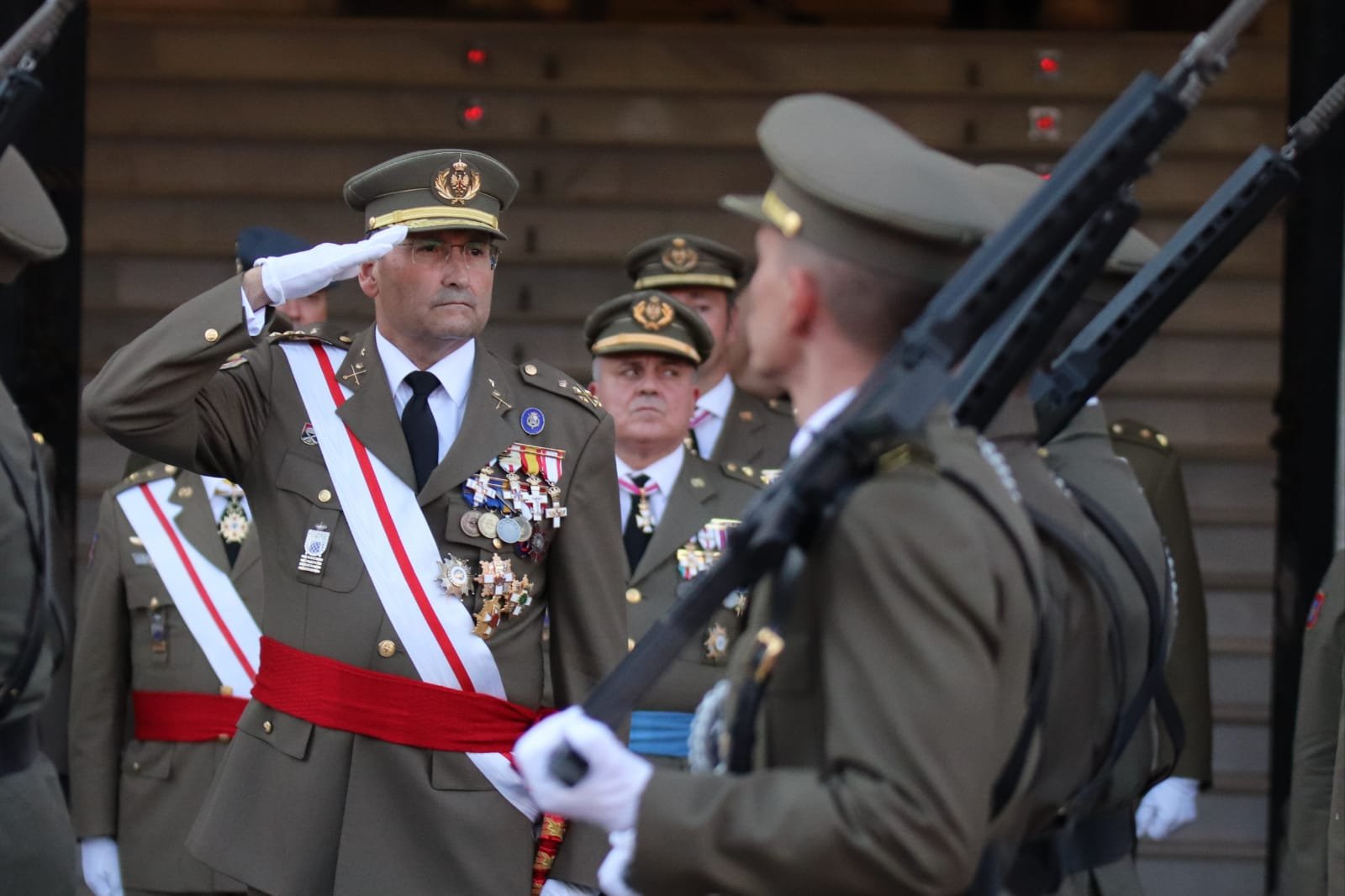 El JEME preside la parada militar por la celebración de Santiago Apostol, patrón del Arma de Caballería