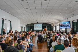 Presentacion coronel director a familiares