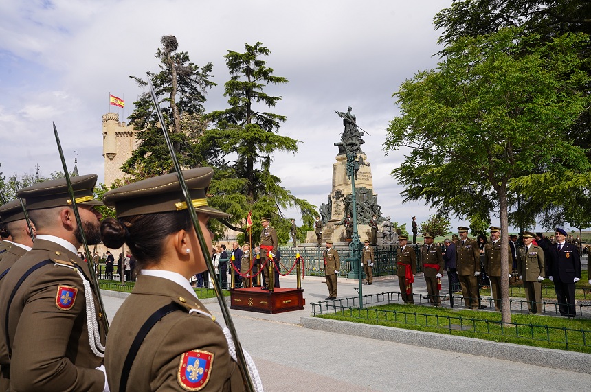 Acto Dos de Mayo  12