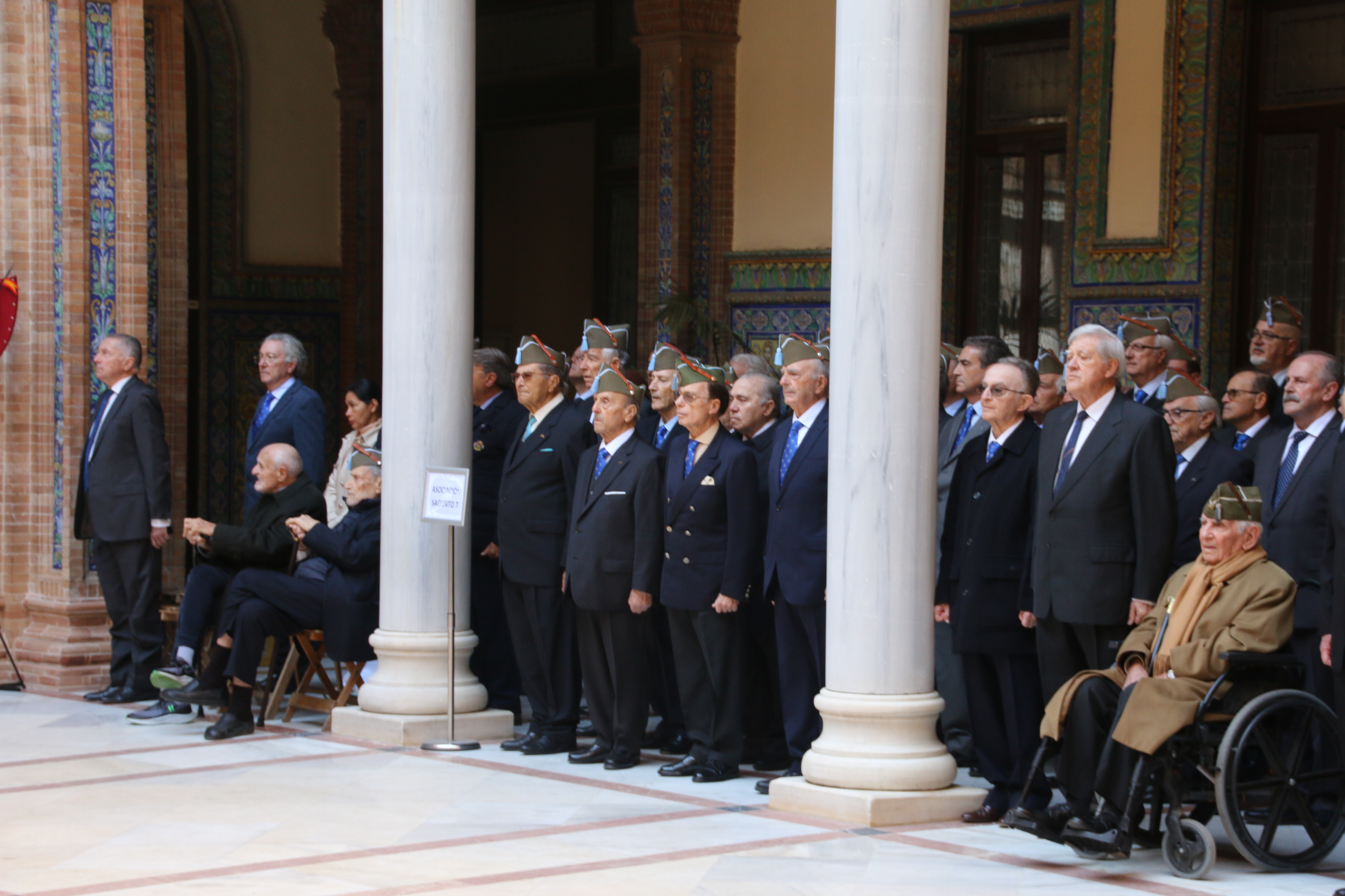 Nuestros veteranos Jinetes formaron una vez más.