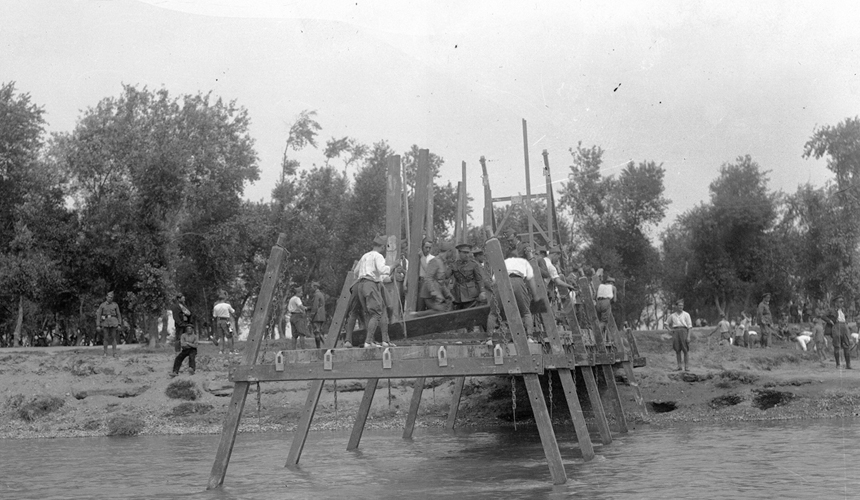 150 aniversario de la creación del Batallon de pontoneros y antigüedad del RPEI Nº12