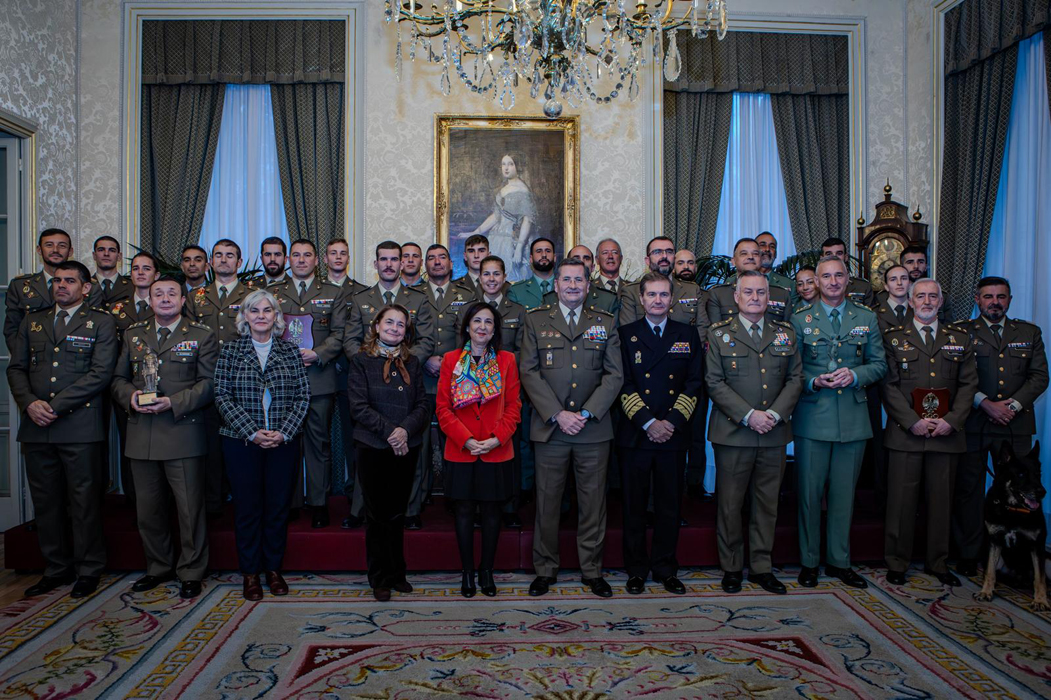 Audiencia anual del JEME a personal y unidades destacadas en preparación física militar