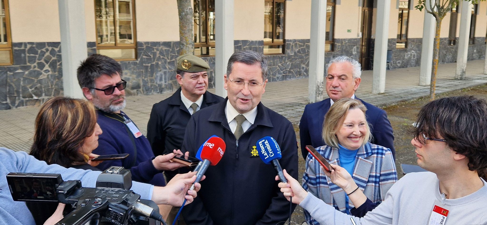 Entrevista con los medios de comunicación