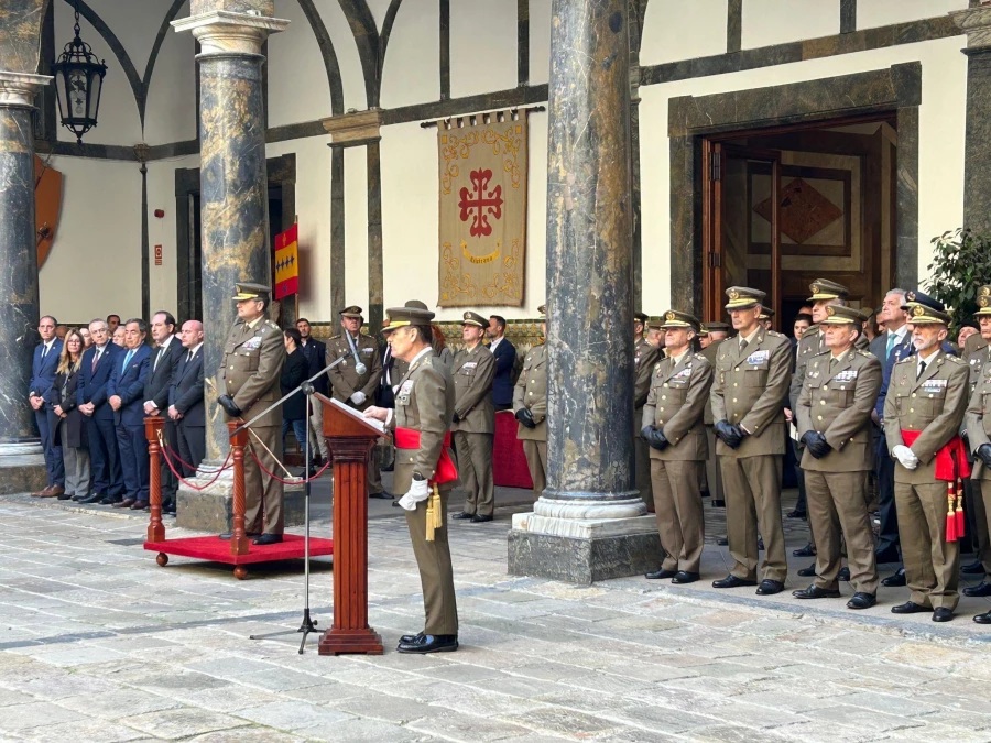 El JEME preside la toma de posesión del teniente general Raimundo Rodríguez Roca como Jefe de la Inspección General del Ejército en Barcelona.