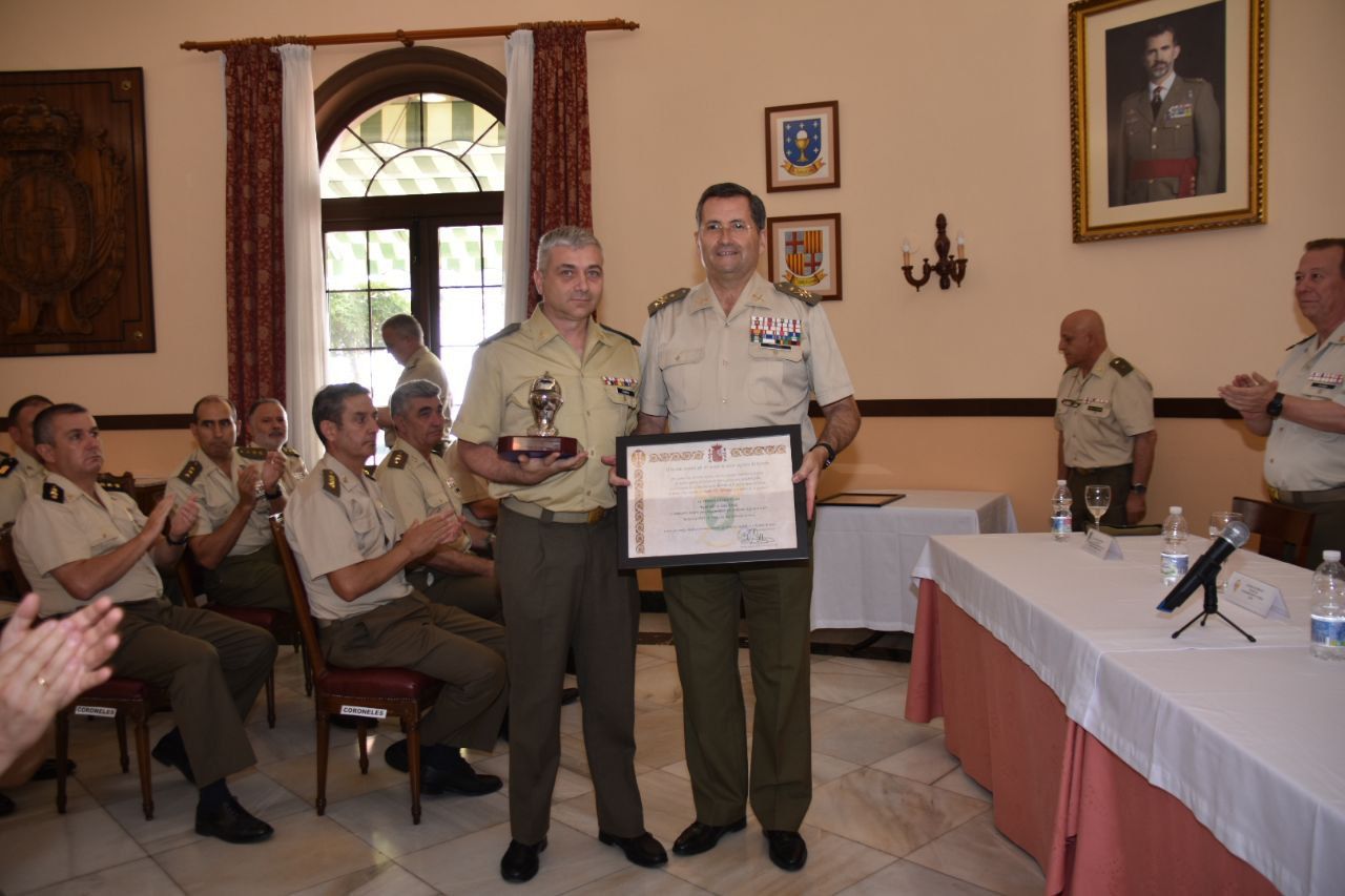 ??? Fotos[2]/DescripcionLarga ???