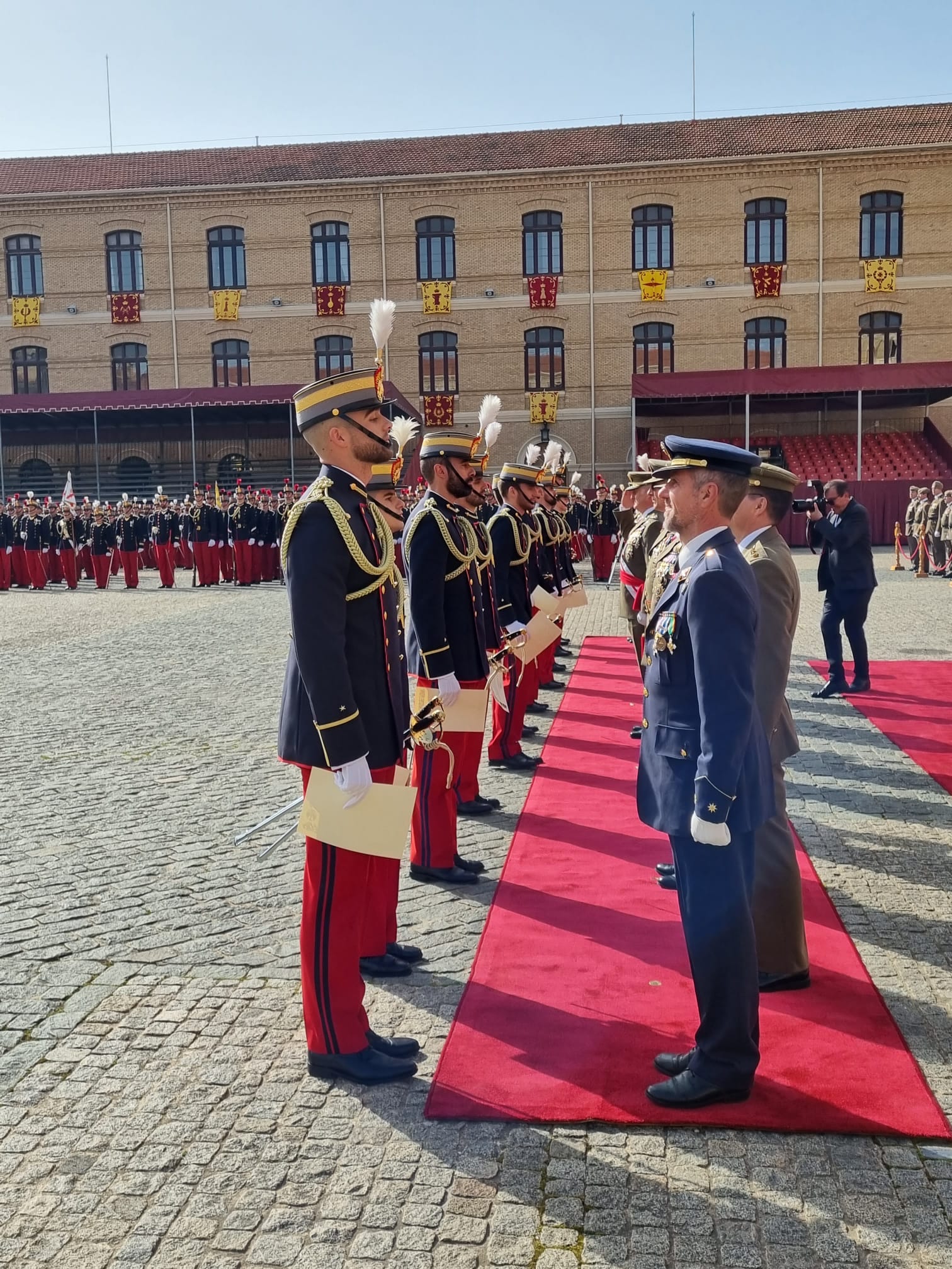 El JEME ha presidido en la Academia General Militar de Zaragoza la ceremonia en conmemoración del CXLI Aniversario de su creación.