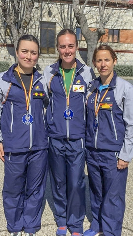 Equipo femenino de la BRILEG.