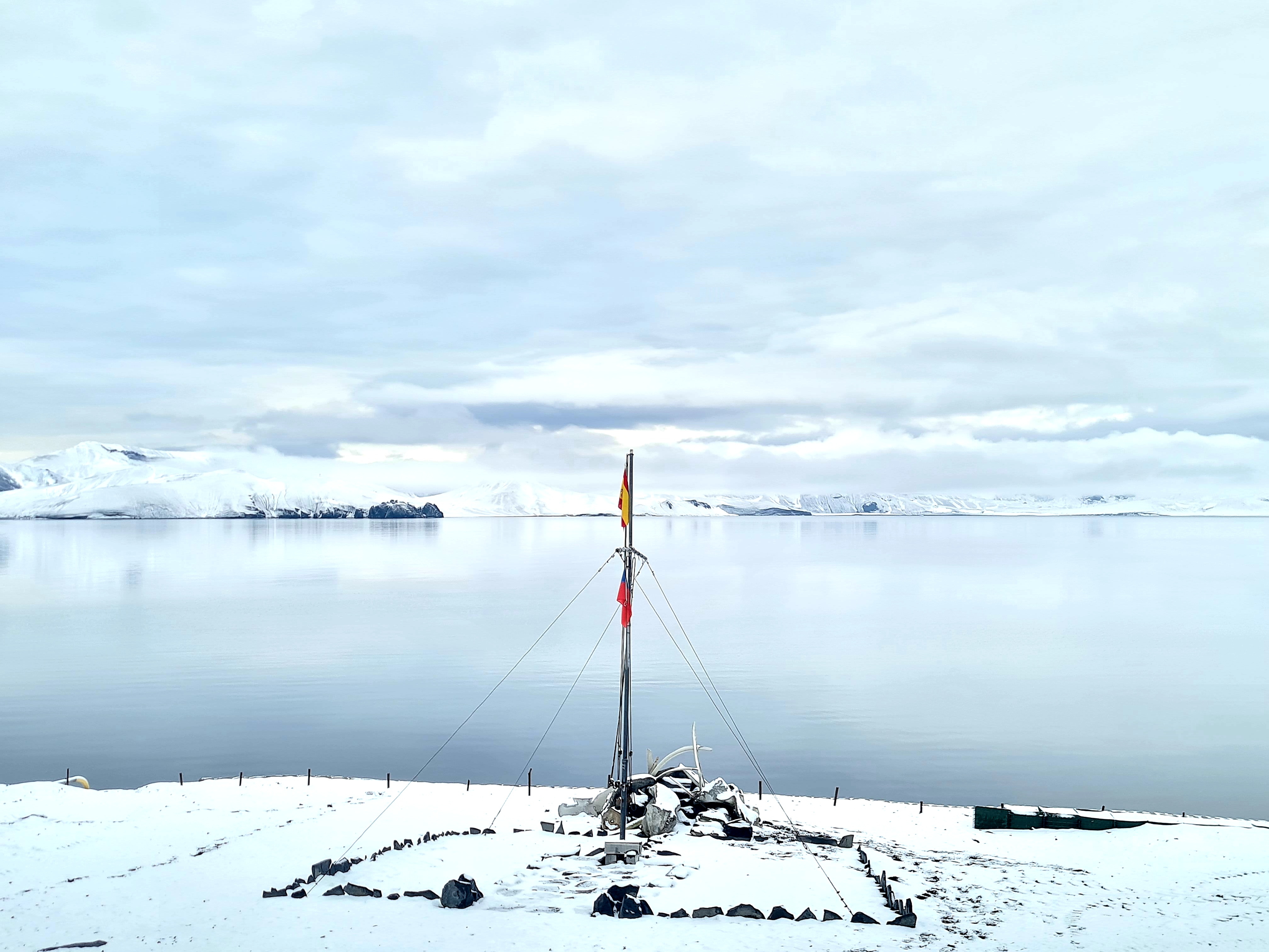 XXXV CAET Bandera primeras nieves