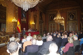 El público llenó el aforo del Salón del Trono. (Foto: OC-IGE Sdo Tarancón)