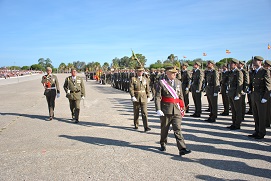 La Autoridad pasando revista