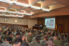 Personal asistente a la conferencia