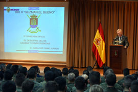 Durante la conferencia.