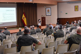 Durante la conferencia.