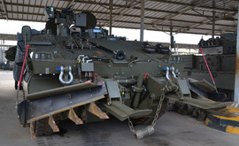 Vehículo CASTOR con arado