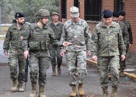 Visita Gral. Linton DCoS del TRADOC.