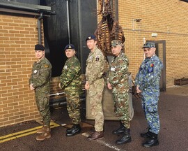 Foto grupo ejército internacional.